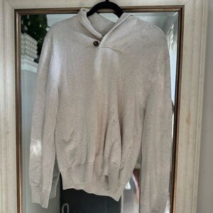 GAP Men's Light Gray Crewneck Sweater